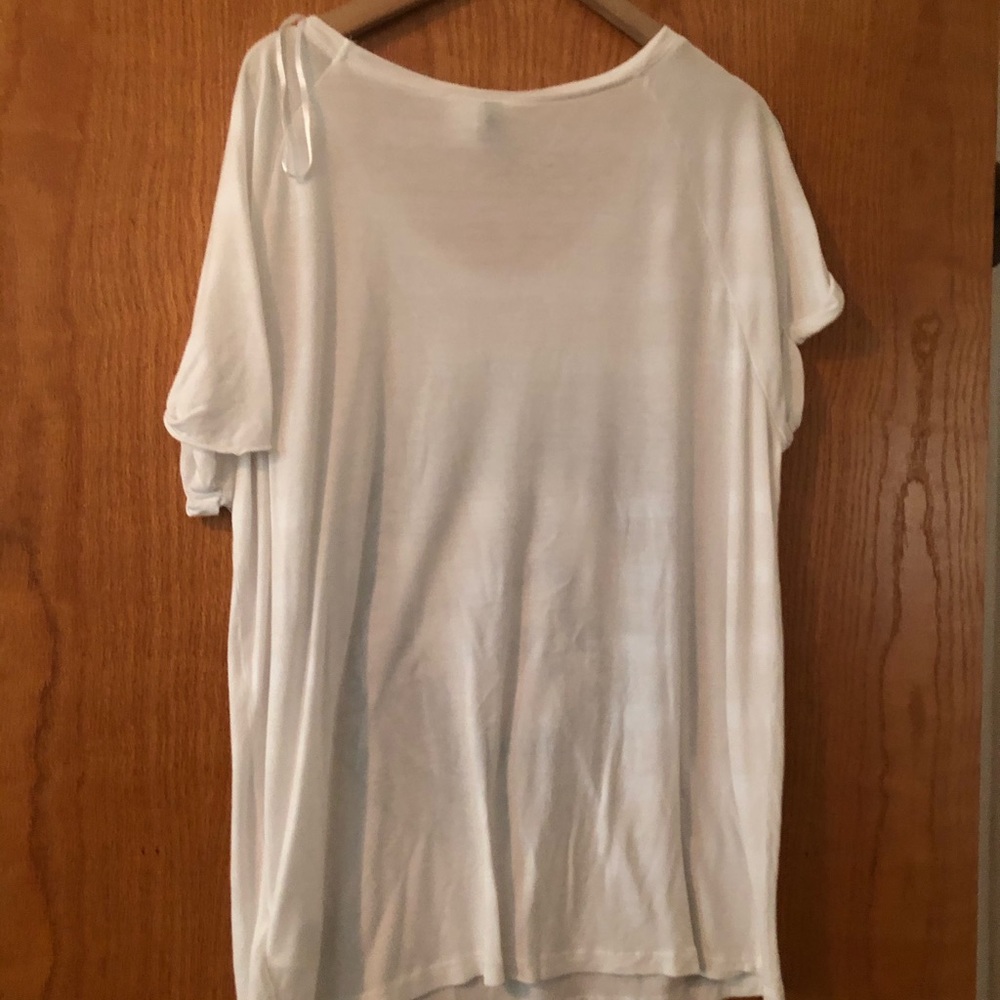 H&M Script A Initial Tee Large - Picture 2 of 4